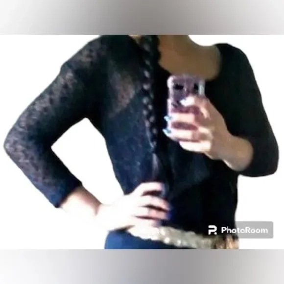 Urban Outfitters Sparkle & Fade Shimmer Knit 3/4 Sleeve Crop Top - Picture 2 of 8